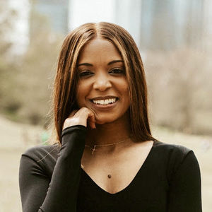 Meet your Posher, Stephanie